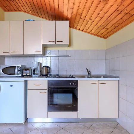 Ruza 1 By Interhome Pula